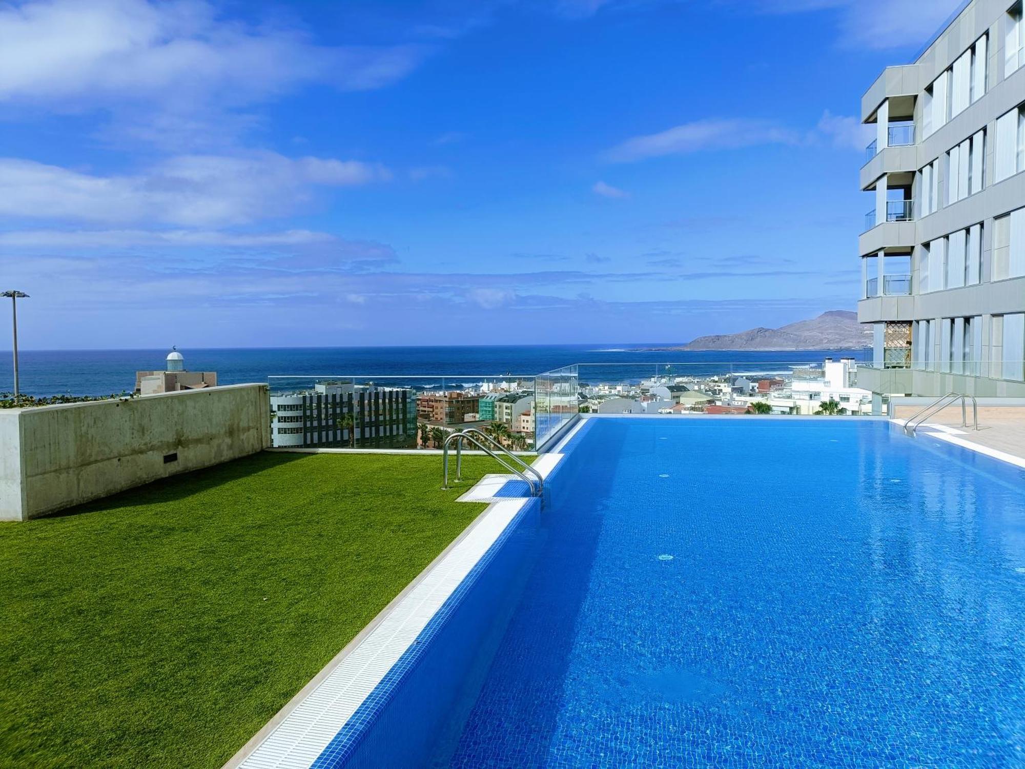 Luxury Las Canteras, Pool & Gym Las Palmas de Gran Canaria Exterior photo